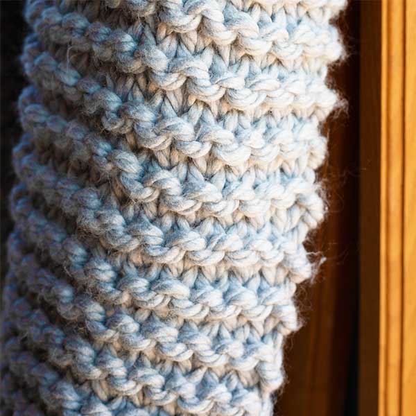 Senzokhule Co-operative Handmade Throws - Image 2